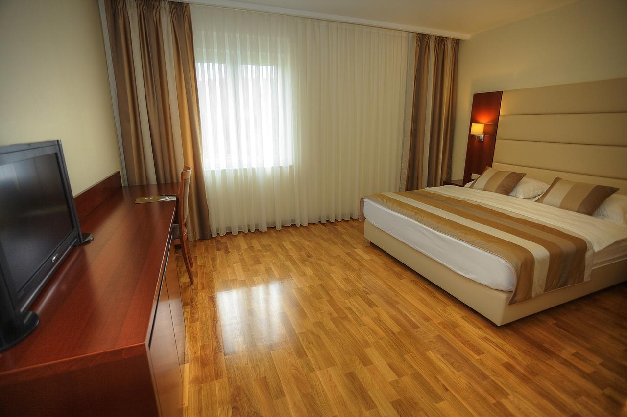 Hotel Palace Medjugorje Exterior photo