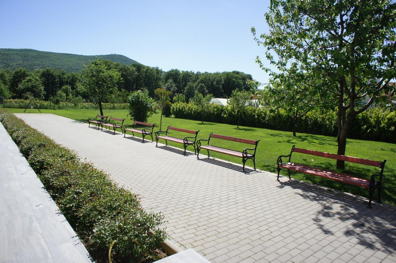 Hotel Palace Medjugorje Exterior photo